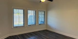 Updated 3 Bedroom High Point Condo with Large Bonus Room! Gallery 10
