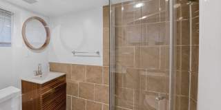 1932 SUMMIT Place NE Gallery 23