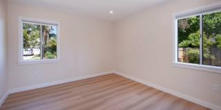 Remodeled Mesa Home Steps From Shoreline Park! Gallery 10