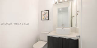 2938 Catalina St Gallery 16