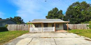 Rare flexible commercial space available for monthly lease on busy Combee Road Gallery 1