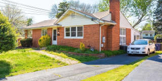 502 N MANSFIELD Street N Gallery 1