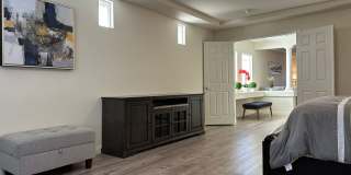 4Bdrm/2.5bath Single Family Home - Fully Furnished Gallery 30