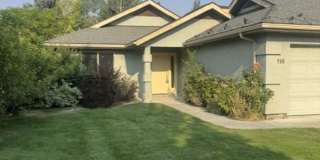 Beautiful 3 bedroom 2 bath, 2 Car Garage Gallery 1