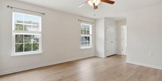 341 BULLSKIN Street Gallery 18