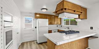 Spacious Home on Corner Lot! Gallery 9