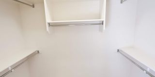 3 Bedroom, One Level Furnished Home in Emerald Ridge Gallery 26