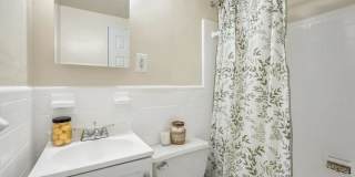 The Cromwell Gallery 9