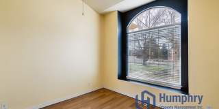 Beautiful home in Columbia Village Gallery 11