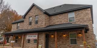 1 bed 1 bath with a study! Gallery 1