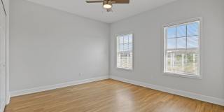 Stunning Newer Townhouse Gallery 16