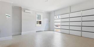 319 Orchid Street Gallery 52
