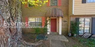 2543 Hampstead Drive Gallery 1