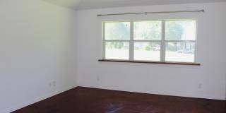 1103 East Alamo Street Gallery 2
