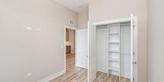 4149 S Cottage Grove Avenue Gallery 16