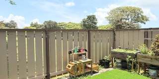 PARTIALLY FURNISHED 3br/2.5ba/2pkg Townhouse w/ENCL yard! Gallery 23