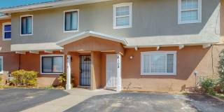 North Valley 3 bedroom Townhouse North Valley 3 bedroom Townhouse Gallery 1