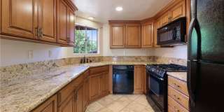 14 Abrigo Gallery 12