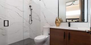 1221 Richmond Road Gallery 25