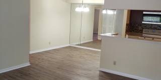 2512 SE Anchorage Cove Gallery 1