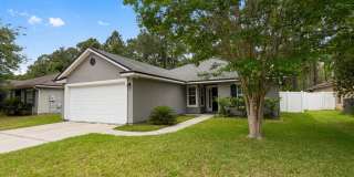 Yulee 3 Bed/ 2 Bath || Pet Friendly & Fenced in Backyard ||  Front Water View || Gallery 1