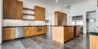 Luxury Summerlin Living in Gated Canyon Crest Community Gallery 15