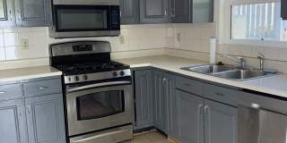 1005 E Water St Unit 2 Gallery 1