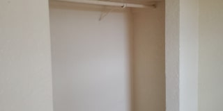 6 bedroom, 2 bath home in Roosevelt Neighborhood! 6 bedroom, 2 bath home in Roosevelt Neighborhood! Gallery 14