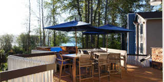 The Docks at Redmond Lakeview Gallery 17