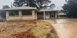 Beautiful 4 Bedroom Southern Hills Home Beautiful 4 Bedroom Southern Hills Home Gallery 1