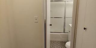 444 Bedford Street unit: Apt 4L Gallery 9