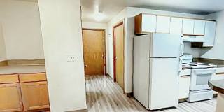 Charming 2 bedroom 1 bath townhome available! Gallery 5