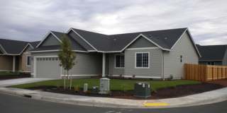 Charming Newer Build in The Reserve – Junction City Gem! Gallery 1