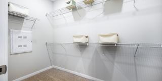 Club at Woodside Gallery 33