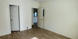 3913 Hawthorne Avenue - 1 Gallery 5