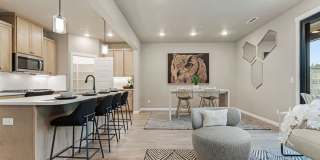 Luxury Townhome for Lease at the Courtyards at Hidden Crest - 6919 NE 132nd Way Gallery 8