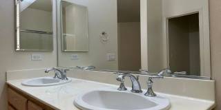 3BR/2.5BA Oak Commons Home w/ Backyard & Community Pool & Park Gallery 14