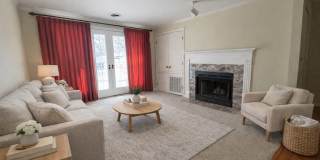 921 Harbor House Gallery 1