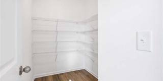 2165 Boxwood Circle Gallery 1