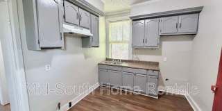 1561 Foster Ave Gallery 8