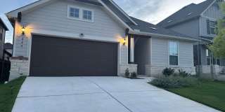 Spacious 4BR House in Liberty Hill at Santa Rita Ranch Gallery 1
