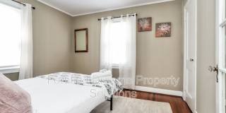 2203 Maywood St. Gallery 13