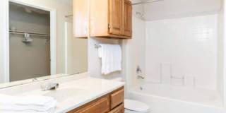 400 E Cypress Creek Rd, #2018 400 E Cypress Creek Rd, #2018 Gallery 3