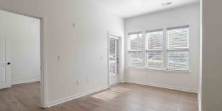 Midtown 205 Gallery 43