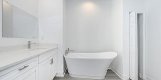 Brand-New Construction in Port Charlotte! Gallery 28
