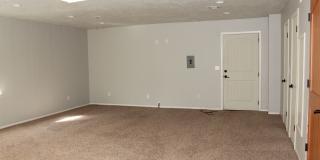 Huge Playroom - Family Room! Gallery 30