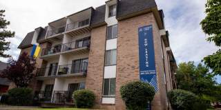 Join Avenue View, a Sophisticated Downtown Community! Gallery 80