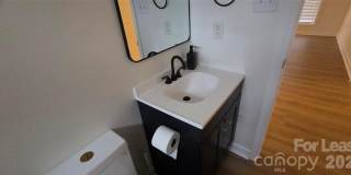 1912 Baxter Street Gallery 8