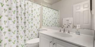 STUNNING Furnished OASIS 2 bed/2 bath Condo in McCormick Ranch Gallery 20