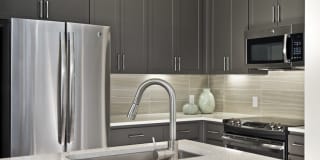 District at Biltmore Apartments Phoenix Gallery 5